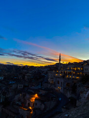 Naklejka premium sunset over the city