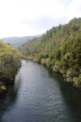 Norte de Portugal no geres rio e paisagens