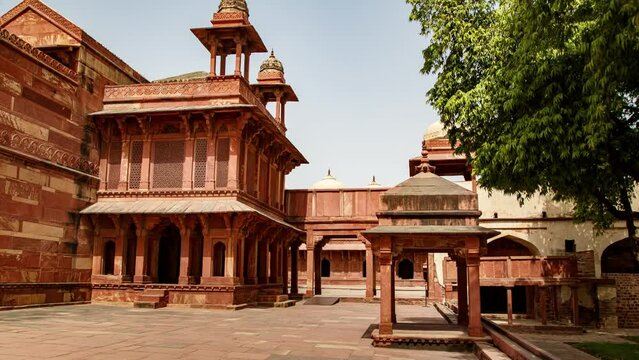 Impressive mughal palace from 16th century - Fatehpur Sikri - Indian UNESCO World Heritage Site