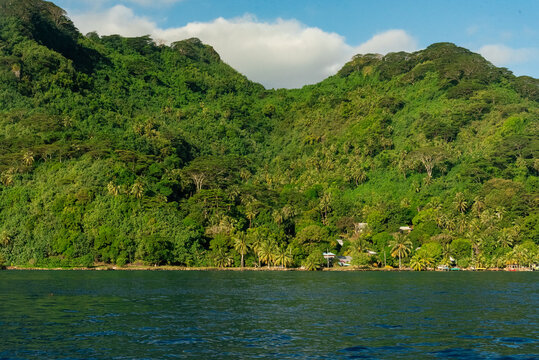 Hana Iti Beach, Huahine, French Polynesia