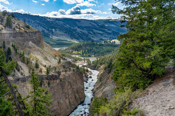 Fototapeta na wymiar Yellowstone River