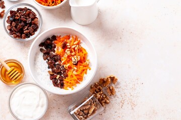 Raisins Overnight Oats with Walnuts, High Protein Healthy Breakfast