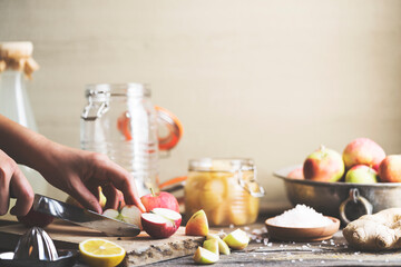 Making homemade apple cider vinegar