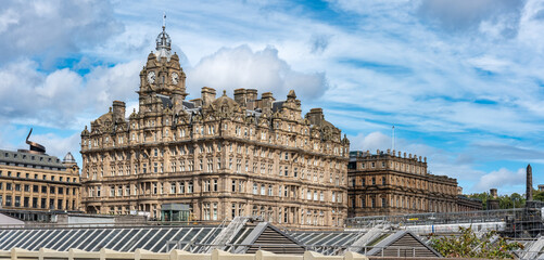 Monumental buildings of Victorian style in the unesco city of Edinburgh, Scotland.
