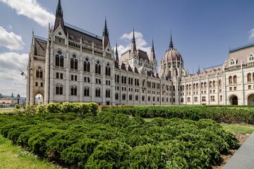 Fototapeta premium Hungarian Parliament Building in Budapest, Hungary