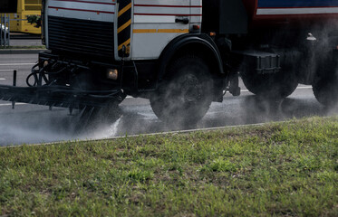 Street cleaning machine