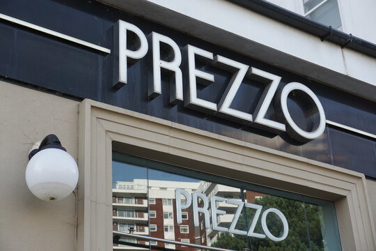 Bournemouth England 5 September 2023 - Prezzo Logo Sign Of Italian Restaurant Chain. Prezzo Building Exterior Signage 