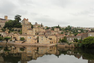 Fototapeta na wymiar Puy-l'Évêque