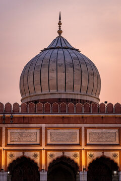  Dome of Jame Masjid at Sunset in Delhi
