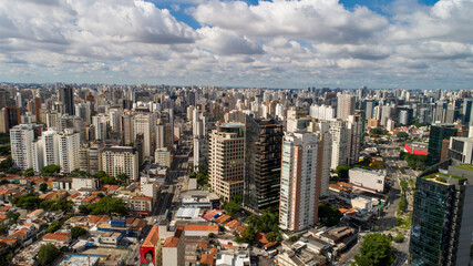 Aerial view of the Itaim Bibi neighborhood, with Av. Parque Paulista and Ibirapuera in the background