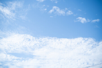 秋の空とひつじ雲 