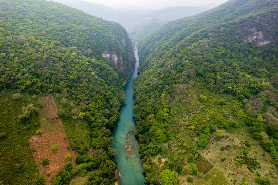 ca&ntilde;&oacute;n r&iacute;o tampa&oacute;n, huasteca potosina, M&eacute;xico 