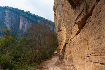 Stone ladder going down on the path to Da Wang shan in Wuyishan area