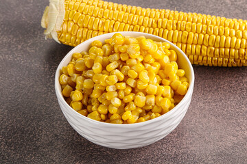 Marinated corn in the bowl