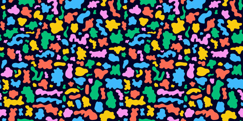 Abstract seamless pattern stroke for kids in Memphis style. Geometric hand drawn print, textile, wallpaper.