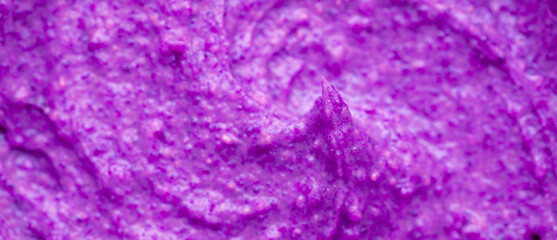 Obraz premium Berry yoghurt ice cream. Smoothies from fresh fruits and berries. Ice cream texture. Delicious sweet dessert close-up as a background.