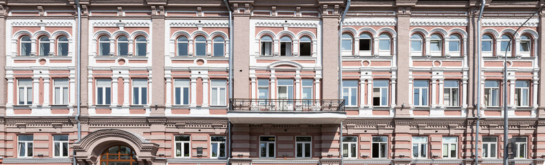 Fototapeta na wymiar Vintage architecture classical facade building