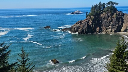 beautiful view of the cove on the Oregon coast