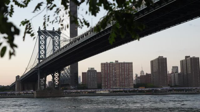 Brooklyn Bridge ay sunset