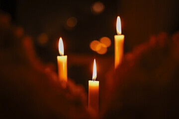 Płomienie świec, wspomnienie wszystkich świętych, 1 listopad. Candle flames, commemoration of...