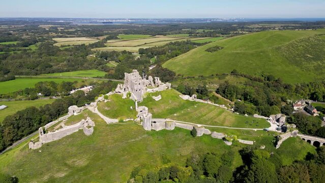 Static view of Corfe Castle ruins in Dorset