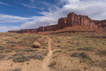 hiking the alcove spring trail, canyonlands national park, usa