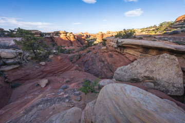 hiking the chesler park loop trail, canyonlands national park, usa