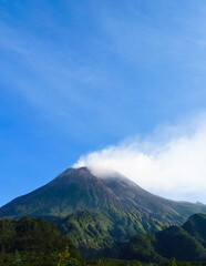 Obraz premium view of Merapi vulcano in Yogyakarta, Indonesia