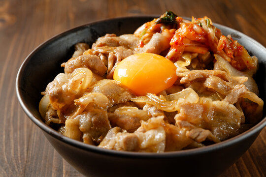 ★スタミナ丼★ブラウン　写真　おしゃれ　小物　アクセサリー　カラビナ r22093_6-520x300.jpg