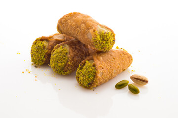 Cannoli siciliani Farciti, Cannoli di Sicilia con crema al pistacchio , al cioccolato, agli agrumi