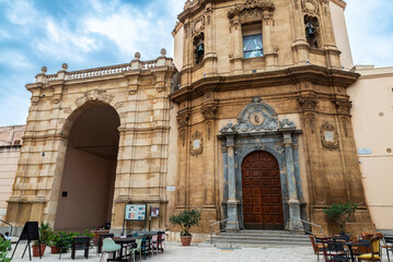 Fototapeta na wymiar Porta Garibaldi in Marsala, Sicily, Italy,