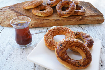 Kandil simidi Turkish Bagel with sesame seeds.	