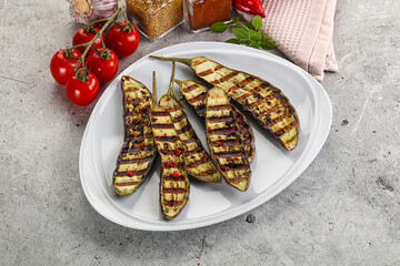 Grilled tasty ripe eggplant slice