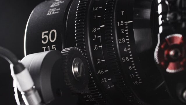 Mise au point sur objectif cin&eacute;ma