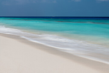 Fototapeta na wymiar beach with white sand and crystal water maldives