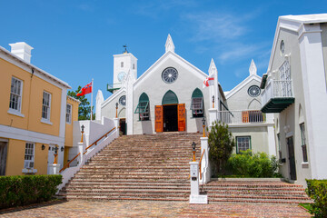 Obraz premium St. Peter's Church on 33 York Street in St. George's town center in Bermuda. Historic Town of St. George is a World Heritage Site since 2000. 