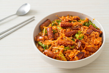 Stir-fried squid or octopus with Korean spicy sauce rice bowl