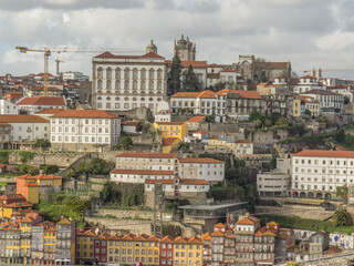 Fototapeta na wymiar Porto am Fluß Douro