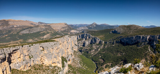 Vue panoramique des Gorges du Verdon au sud de la France