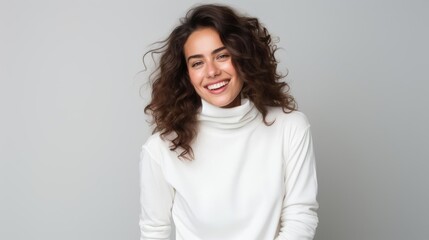 Obraz premium smiling woman in white turtleneck top tshirt photography studio backdrop
