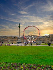 Weihnachtsmarkt in Schlossplatz, Stuttgart, Deutschland, Europa