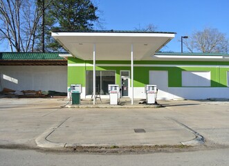 Tankstelle grün