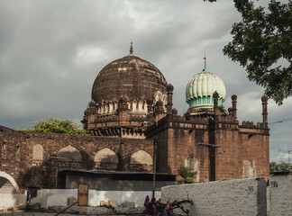 Hazrat Abdul Razak Qadri Dargah Jod Gumbaz is a mosque and temple in Vijayapura. Karnataka. India.