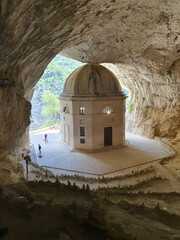 Genga - Tempio del Valadier (2)