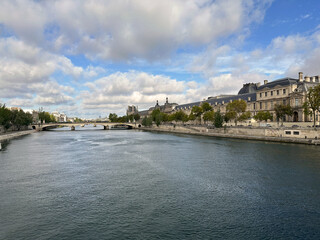 Fototapeta na wymiar Cityscape along the Seine in Paris, France