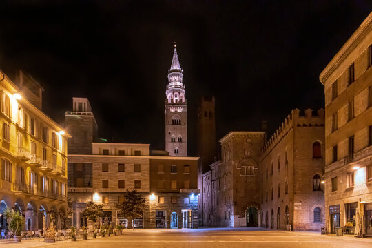 cremona Piaza Stradivari