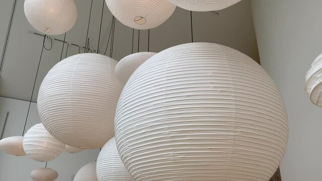 Video of multiple lighting fixtures inside a room