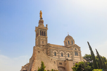 Fototapeta na wymiar Basilica of Notre Dame de la Garde in Marseille, France