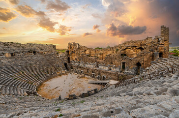 Obraz premium The Theatre of Perge Ancient City in Antalya