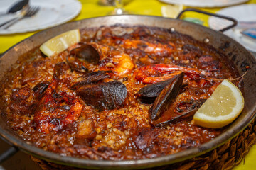 alimento, carne, comida, arroces, guisos, paella, cena, jitomate, cocción, gallina, sopa, cocina, sartén, verduras, epicúreo, pizza, almuerzo, cerdo, asado, verduras, queso, bol, caliente, carne, clos